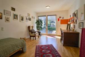 Clarenbach-Gärten: 3 Zimmer (107 m²) am Kanal, Balkon, Aufzug & bis zu 2 TG-Stellplätze – Herbert-Lewin-Straße 1-7, 50931 Lindenthal (Ortsteil), Köln – Vorschaubild 7