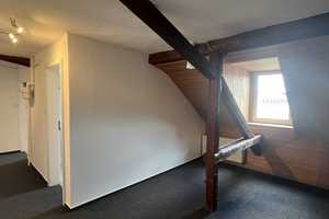 Zentrale Dachgeschosswohnung Würzburger Innenstadt – Würzburg – Vorschaubild 5