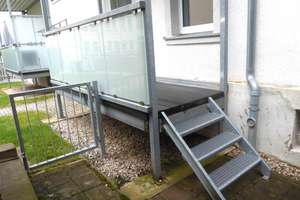 ...mit Miniterrasse und Balkon! - Süße 2-Raum in Schönau