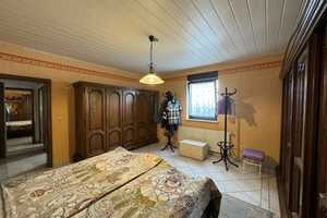 Bungalow in der Karl-Marx-Siedlung mit Kamin, Doppelgarage und Wintergarten – Worms – Vorschaubild 19