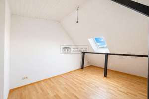 Bezugsfreie DG-Wohnung mit Panoramablick über Köln – Die vollständige Adresse der Immobilie erhältst du vom Anbieter., 50668 Neustadt/Nord, Köln – Vorschaubild 3