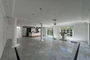 Ramstein-Miesenbach - Außergewöhnliche Villa in Top Lage, 7 ZKB, Garage, EBK – Die vollständige Adresse der Immobilie erhältst du vom Anbieter., 66877 Ramstein-Miesenbach – Vorschaubild 5