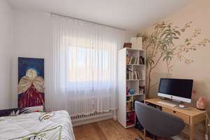 Hochwertig modernisierte 4-Zimmer-Wohnung in ruhiger und idyllischer Lage von Wiesbaden-Schierstein – Die vollständige Adresse der Immobilie erhältst du vom Anbieter., 65201 Schierstein, Wiesbaden – Vorschaubild 12