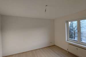  Wohnen in Karlsruhe: 3-Zimmer-Wohnung mit Balkon – Wilhelm-Leuschner-Straße 36, 76189 Oberreut, Karlsruhe – Vorschaubild 9