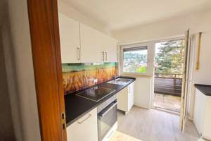 Über den Dächern von Stuttgart-Süd: Gemütliches DG-Juwel mit Balkon und Traumaussicht! – Die vollständige Adresse der Immobilie erhältst du vom Anbieter., 70199 Südheim, Stuttgart – Vorschaubild 6