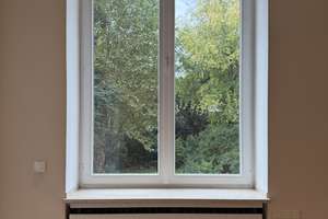 ***SCHMUCKSTÜCK IN HISTORISCHER VILLA IM ZOOVIERTEL***MIT EINBAUKÜCHE, VIELEN EINBAUTEN & BALKON*** – Freytagstraße 49, 40237 Düsseltal, Düsseldorf – Vorschaubild 9
