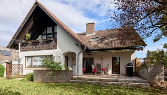 Bild von Familientraum in ruhiger Straße – großzügig, idyllisch, zukunftsfähig