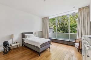 Architekturjuwel mit privatem Garten – 40211 Stadtmitte, Düsseldorf – Vorschaubild 8