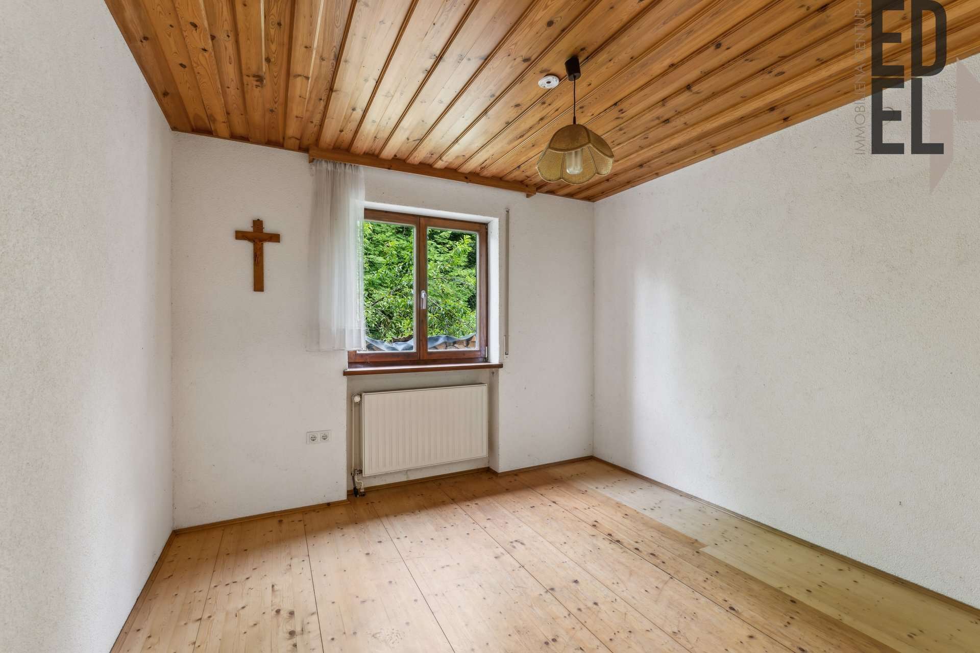 Immobilie in Hohenburg - Wohnen am Waldrand – ein Refugium mit Charakter - Bild 4