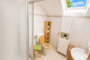 Zweifamilienhaus mit 2x Gärten und viel Platz – Die vollständige Adresse der Immobilie erhältst du vom Anbieter., 72768 Degerschlacht, Reutlingen – Vorschaubild 18