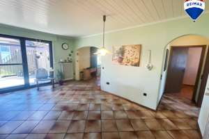 Vielseitiges ZFH mit großem Garten, Terrasse und Vermietungspotenzial auf ca. 634 m² Grundstück – Die vollständige Adresse der Immobilie erhältst du vom Anbieter., 32584 Löhne – Vorschaubild 4