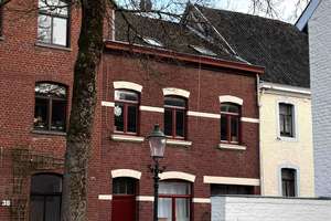 Altes Stadthaus im Zentrum von Vaals