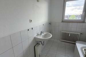 Gepflegte  2-Zimmerwohnung mit separater Küche und Balkon - 6913302 – Servatiusstraße 69, 51109 Ostheim, Köln – Vorschaubild 5