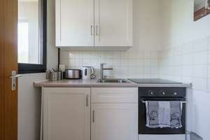Helle teilmöbilierte 1-Zimmer-Wohnung mit großem Balkon – An der Bauerwiese 13, 30459 Ricklingen (Ortsteil), Hannover – Vorschaubild 16
