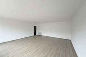 -Erstbezug nach Renovierung- 3-Zimmer Wohnung nahe Stephanieviertel zum 01.04.2026