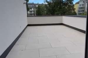 2-Zimmerwohnung mit großer Dachterrasse zentral und ruhig  – Hohenzollernstraße 26, 40211 Stadtmitte, Düsseldorf – Vorschaubild 3