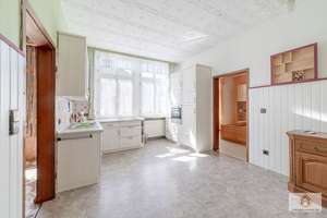 Großzügiges Altbaujuwel mit Gestaltungspotenzial: 5-Zimmer-Wohnung – Die vollständige Adresse der Immobilie erhältst du vom Anbieter., 42275 Oberbarmen, Wuppertal – Vorschaubild 9