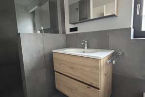 Elegante Doppelhaushälfte mit 5 Zimmern und Luxus-Ausstattung in Köfering – Die vollständige Adresse der Immobilie erhältst du vom Anbieter., 93096 Köfering – Vorschaubild 26