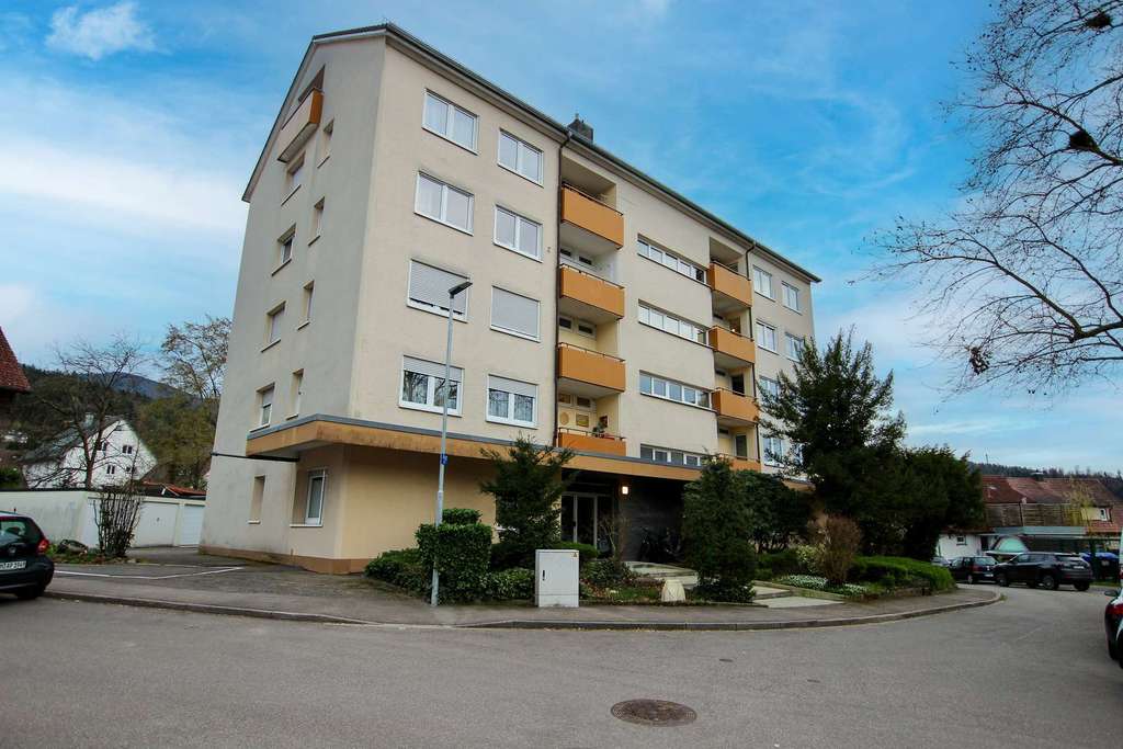 Immobilie in Waldkirch - 3-Zimmer-Wohnung mit zwei Balkonen, Garage & Aufzug – zentral in Waldkirch - Bild 0