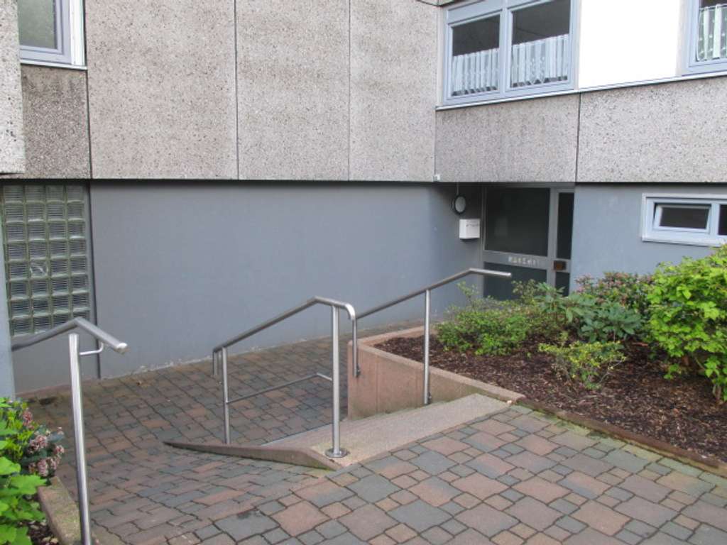 Immobilie in Herne - Langjährig vermietete 3 Zi.-ETW + 1 KFZ-Stellplatz in Herne-Horsthausen - Bild 2