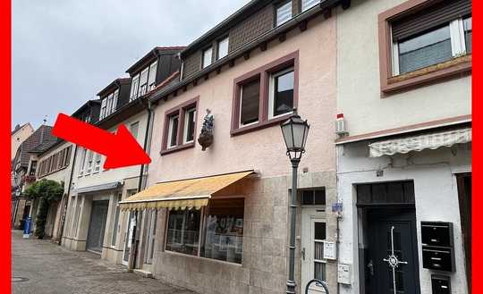 Zwangsversteigerung am 20.11.2025 - 
Kleines Wohn-/ und Geschäftshaus