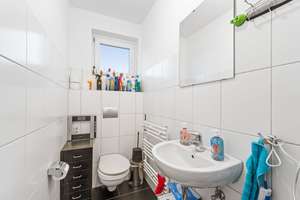 Kapitalanlage gesucht? Solide vermietete 4-Zimmer-Wohnung mit Loggia, Aufzug und zwei Stellplätzen – Die vollständige Adresse der Immobilie erhältst du vom Anbieter., 53123 Duisdorf, Bonn – Vorschaubild 25