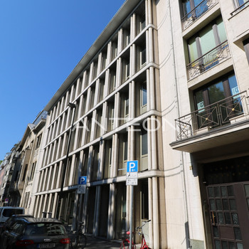 Bürofläche mit Dachterrasse im Grünen