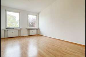 Gepflegtes Mehrfamilienhaus mit ca. 7,13 % Bruttorendite – Tiefenbruchstraße 16, 45326 Altenessen-Süd, Essen – Vorschaubild 2