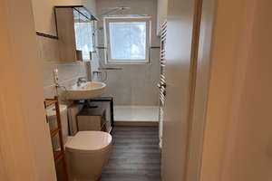 Neuwertige Wohnung mit drei Zimmern sowie Balkon und EBK in Bonn – Monschauer Straße 18, 53121 Endenich, Bonn – Vorschaubild 5