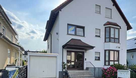 Bild von Profi Concept: stilvolles 3-Familienhaus im Dietzenbacher Westend