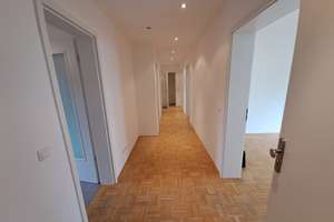Herrliche 4-Zimmer-Wohnung in F-Dornbusch, 2 Bäder, eigener Garten – 60431 Dornbusch, Frankfurt am Main – Vorschaubild 16