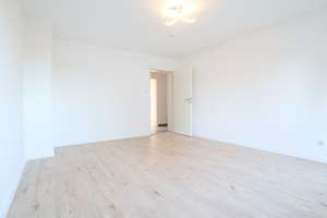 IMMOXANDER: Helle 4-Zimmer-Wohnung mit Südbalkon | bezugsfrei – Die vollständige Adresse der Immobilie erhältst du vom Anbieter., 85053 Südost, Ingolstadt – Vorschaubild 3