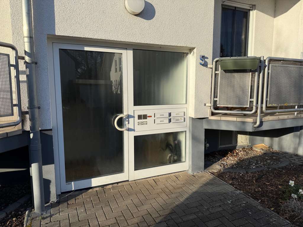 Immobilie in Harthausen - ++ Lichtdurchflutete 3 ZKB,2Balkone im Hochparterre eines 4-Parteienhauses  in ruhiger Wohnlage ! ++ - Bild 2