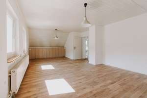 Eigenheim statt Miete, saniertes provisionsfreies Einfamilienhaus in Hohenfels! – Die vollständige Adresse der Immobilie erhältst du vom Anbieter., 92366 Hohenfels – Vorschaubild 12