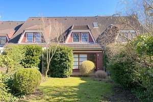 Rendsburg-Hoheluft - Reihenmittelhaus mit Garten und Carport - nahe Nord-Ostsee-Kanal und Eider