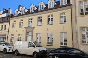 Carlstadt Düsseldorf. Möblierte Wohnung in Bestlage.