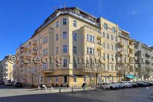 +++ Frei werdend! Sonnige Gute-Laune-Wohnung mit Süd-Balkon im Arnim-Kiez! Nicht verpassen! +++ – Malmöer Str. 13, 10439 Berlin – Vorschaubild 2
