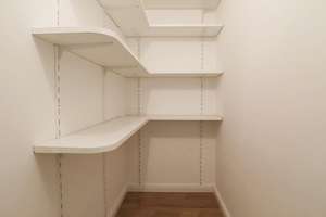 Charmante 3-Zimmer-Wohnung mitten im Herzen der Stadt – Die vollständige Adresse der Immobilie erhältst du vom Anbieter., 40210 Stadtmitte, Düsseldorf – Vorschaubild 6
