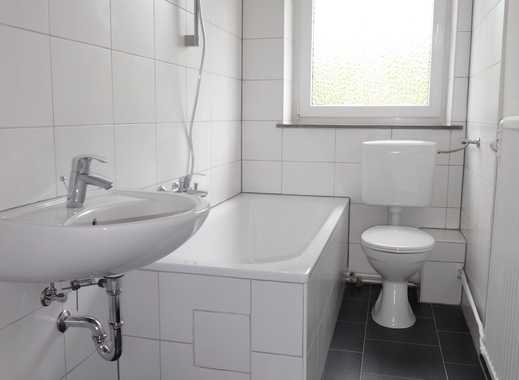 Besichtigung auch Samstag möglich! Helle, freundliche 2-Zimmer-Wohnung mit Wannenbad