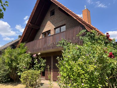 Freistehendes Einfamilienhaus (Option Einliegerwohnung) mit Gartenparadies in Dormagen-Stürzelberg