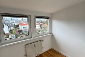 Gemütliche Dachgeschosswohnung: 3 Zimmer, Balkon & EBK am Westerberg – Zelterstr. 14, 49076 Westerberg, Osnabrück – Vorschaubild 9