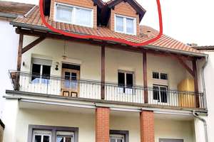 Wohnen mit Charakter: Dachgeschosswohnung in Landstuhl – Ludwigstraße 11, 66849 Landstuhl – Vorschaubild 1