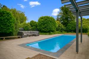 Premium-Villenanwesen inkl. sep. Baugrundstück! Pool! 5 Bäder! Gartenpark! 2 Doppel-Garagen! – Duisburg – Vorschaubild 30