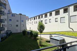 Traumhafte 4-Zimmer-Wohnung inmitten der Altstadt mit ruhigem Innenhof, Tiefgarage und Aufzug – Harderstraße 24a, 85049 Mitte, Ingolstadt – Vorschaubild 2