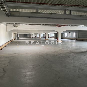 Egglham, ca. 5.900 m² Hallenfläche zu vermieten
