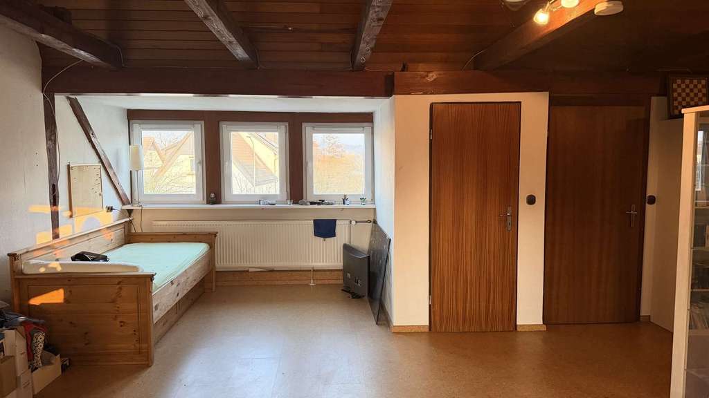 Immobilie in Reichelsheim - Viel Raum für Familie und Leben–Freistehendes Einfamilienhaus mit großem Garten und moderner Technik - Bild 3