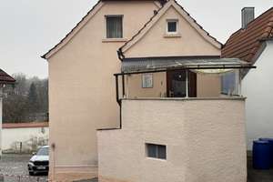 VERKAUFT! Modernisiertes 2-Parteienhaus im Zentrum von Stadtsteinach für Kapitalanleger und Selbstnu – Die vollständige Adresse der Immobilie erhältst du vom Anbieter., 95346 Stadtsteinach – Vorschaubild 2