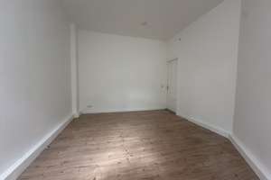 Studenten WG – 5 Moderne WG-Zimmer mit Balkon in zentraler Lage von Bremerhaven – An der Allee 29, 27568 Mitte, Bremerhaven – Vorschaubild 16