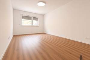 Attraktive Kapitalanlage mit 4,35 % Rendite: Frisch renovierte 2-Zi.-Wohnung in Stuttgart-Ost – Die vollständige Adresse der Immobilie erhältst du vom Anbieter., 70190 Berg, Stuttgart – Vorschaubild 2