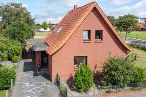 Wohngenuss mit Charme - gepflegtes Ein- bis Zweifamilienhaus mit Wintergarten – Die vollständige Adresse der Immobilie erhältst du vom Anbieter., 49448 Lemförde – Vorschaubild 2
